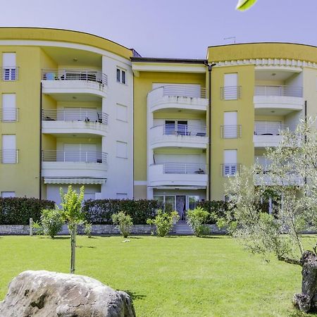 Adria Apartments Umag Exterior foto